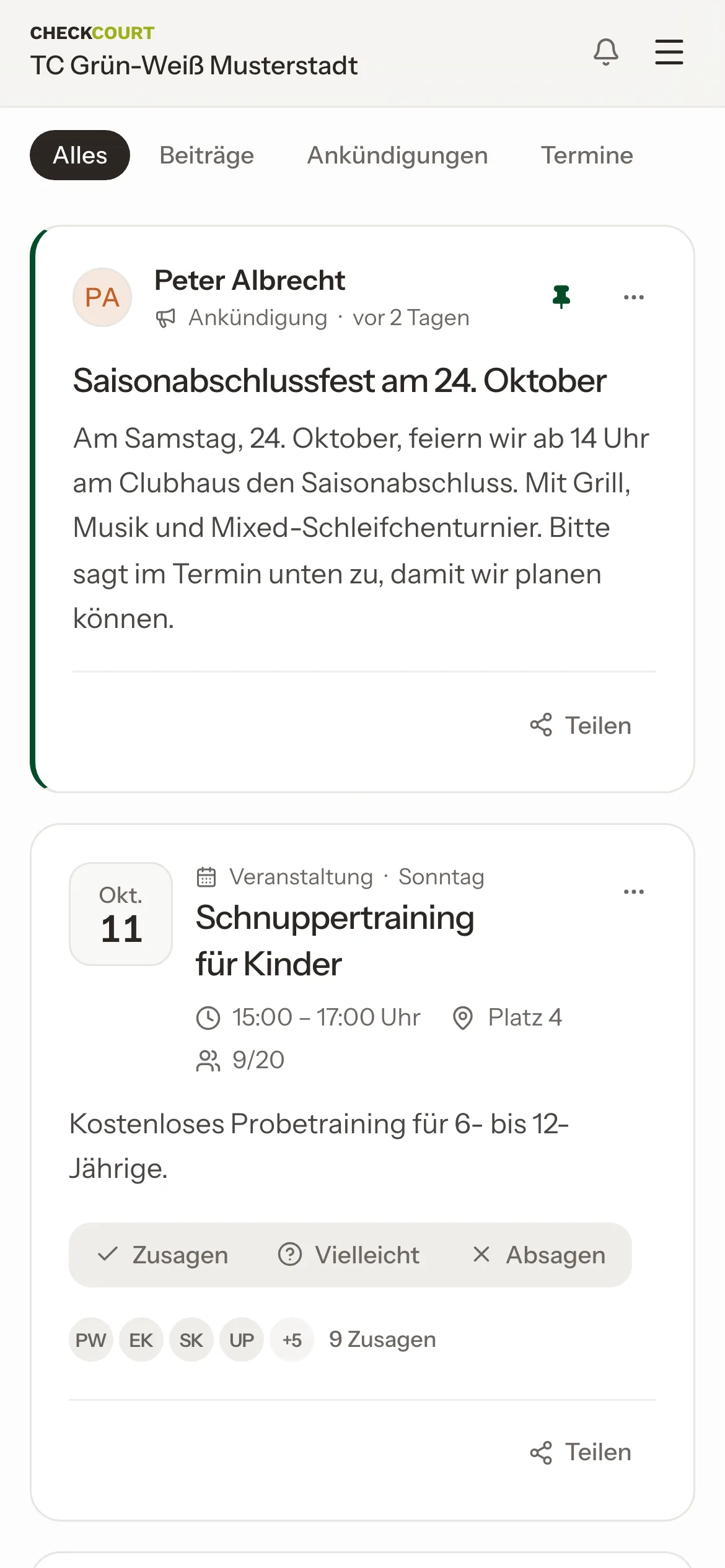 „Mein Verein“ am Handy mit der angehefteten Ankündigung zum Saisonabschlussfest am 24. Oktober und dem Termin Schnuppertraining für Kinder am 11. Oktober.